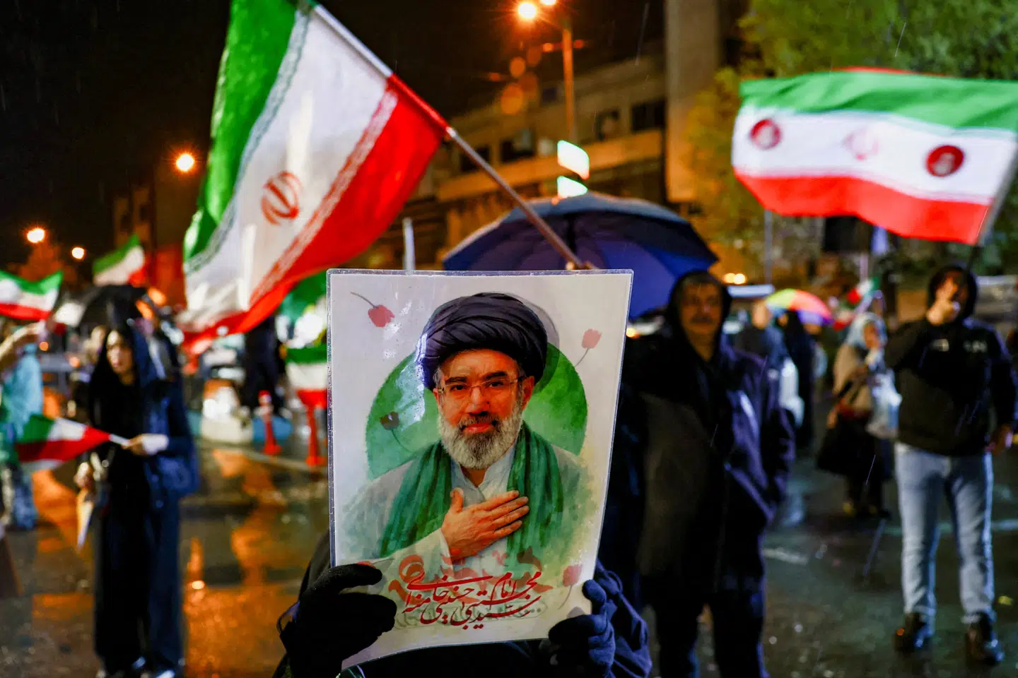 På papiret er det Ayatollah Ali Khameneis søn Mojtaba, der er Irans nye »øverste leder«. Men i realiteten er det generalerne i Revolutionsgarden, der har sat sig på magten, siger ekspert.