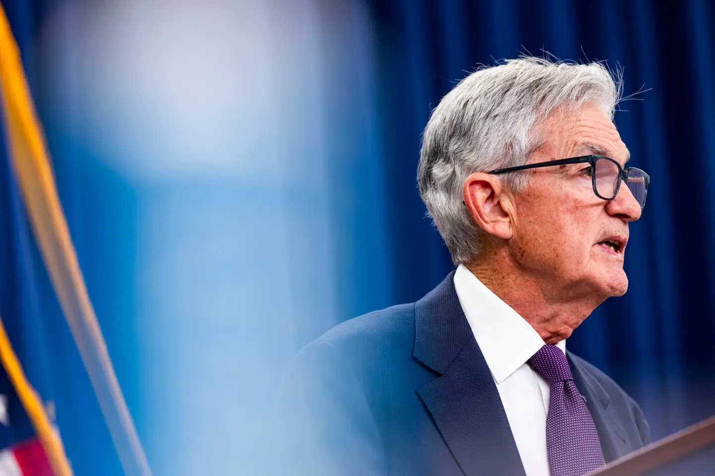 Jerome Powell holdt renten i ro på sit sidste møde som formand for USAs centralbank. Torsdag kan boligejere alligevel få dårlige nyheder.