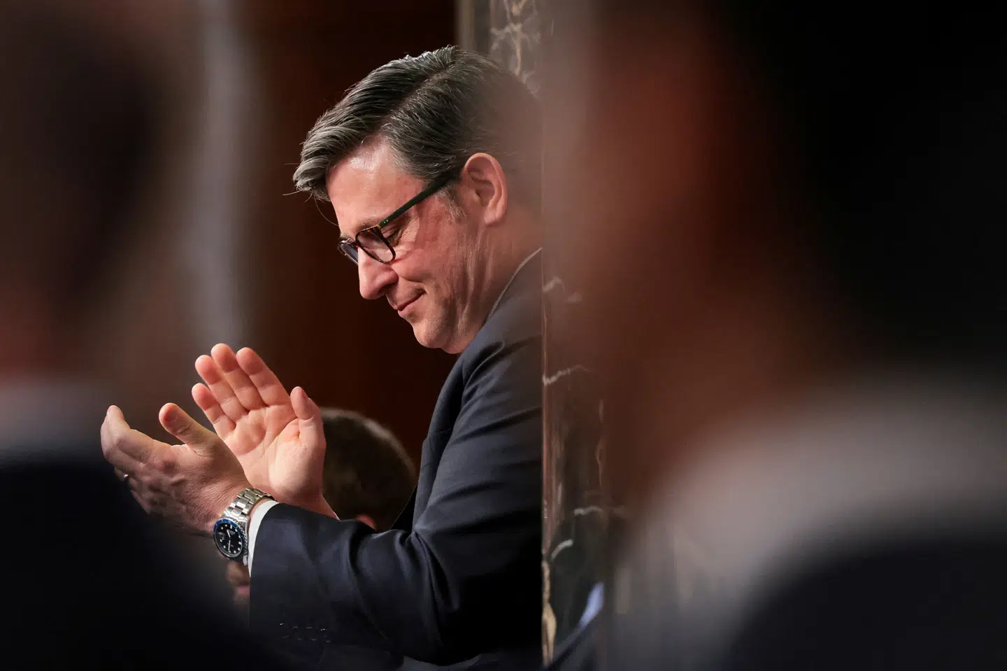 Mike Johnson holdt onsdag aften amerikansk tid en afstemning åben i mere end fem timer for at sikre opbakning til en ramme for en treårig budgetplan. (Arkivfoto).