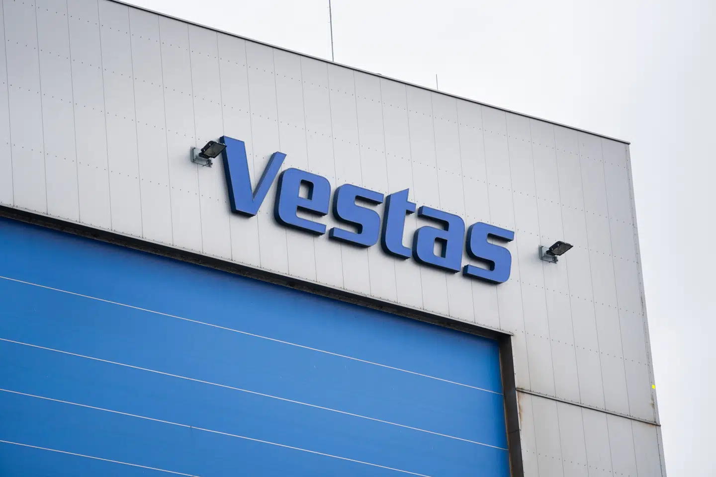 Vestas' produktionsfacilitet i Szczecin, Polen, fredag den 2. februar 2024. Kongen er på officielt erhvervsfremstød i Polen 30. januar til 2. februar med program i både hovedstaden Warszawa og havnebyen Szczecin. Besøget har fokus på grøn energi og landbrug og majestæten ledsaget af udenrigsministeren, fødevareministeren og klima- energi og forsyningsministeren.. (Foto: Ida Marie Odgaard/Ritzau Scanpix)