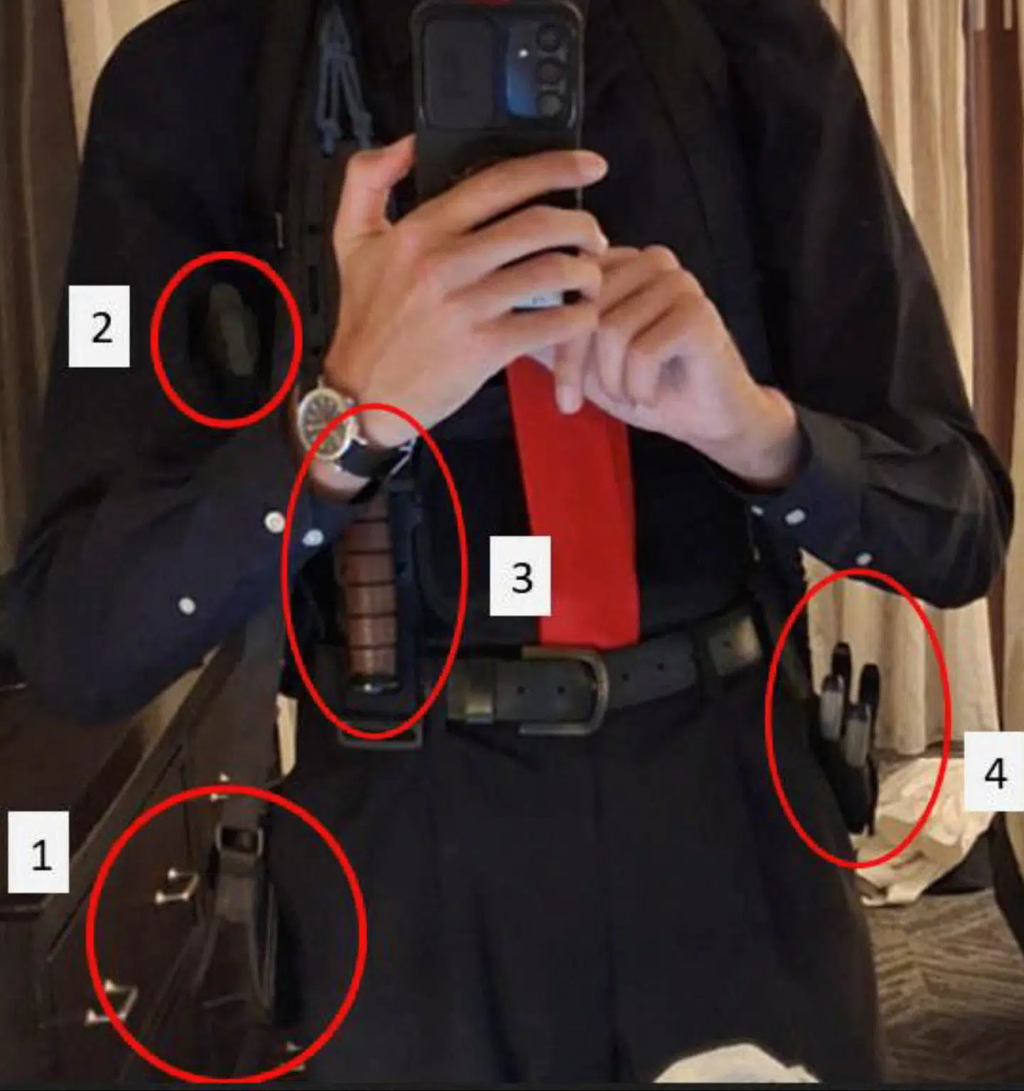 Anklagemyndigheden i sagen mod Cole Thomas Allen har sat ringe om de genstande, den formodede gerningsmand bar på sig, kort før han skulle have forsøgt at storme korrespondentmiddagen.