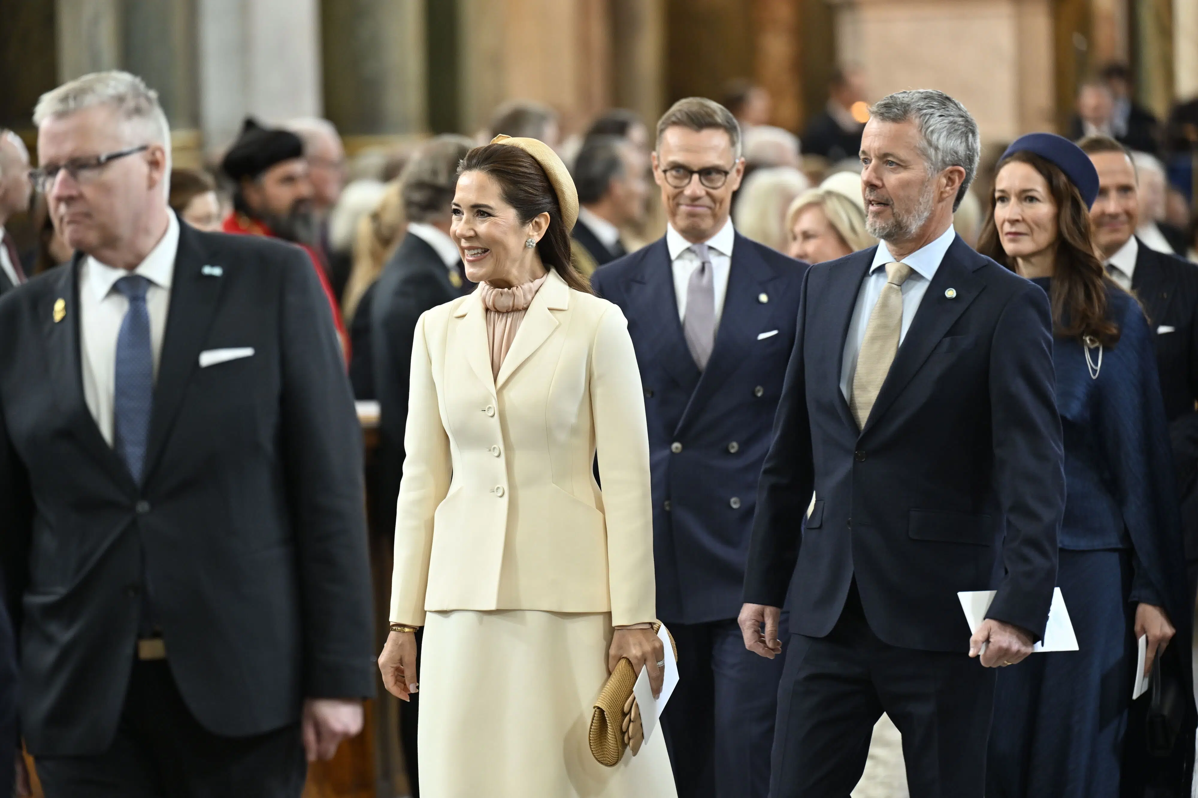 Danske kongelige deltager i fejring af den svenske konge