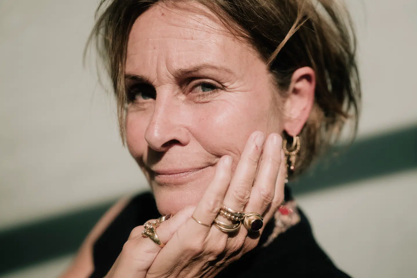 Dorte W. Høgh mokker selv med problemer, men i det skjulte. »Altså … bortset fra lige nu, hvor vi taler om dem.«