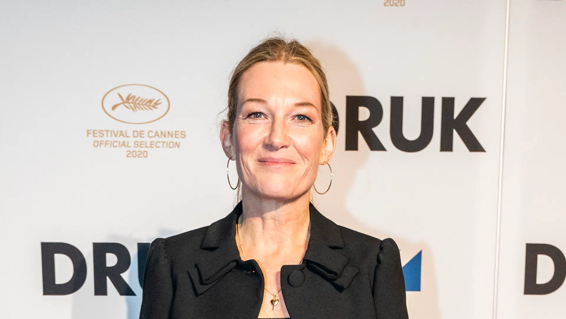 Anne-Grethe Bjarup Riis: 'Jeg er pivsingle' – men foråret spirer — image 3