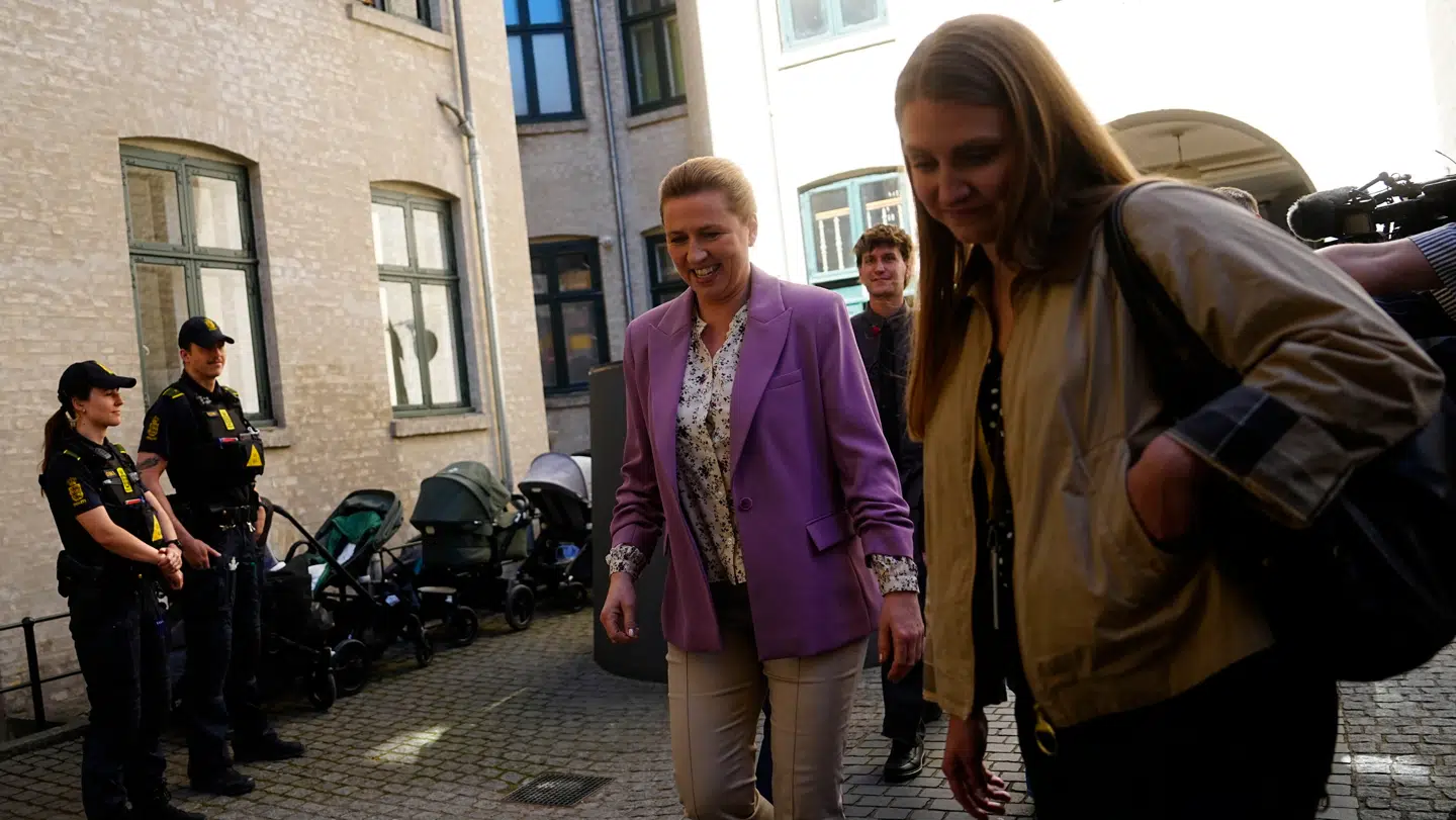 Mette Frederiksen ankommer til Arbejdermuseet i forbindelse med 1. maj.