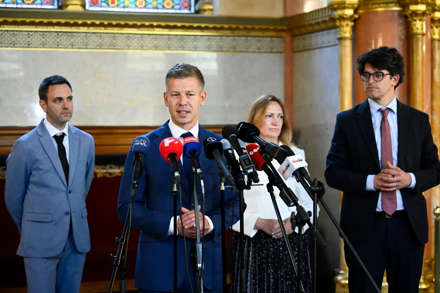 Ungarns kommende premierminister vil udnævne sin svoger, Márton Melléthei-Barna, til justitsminister. Melléthei-Barna ses til venstre på billedet her.