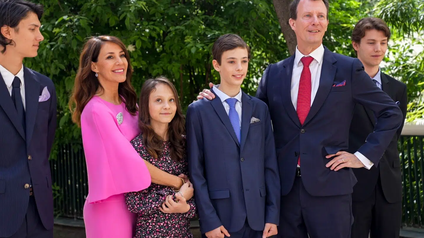 Prins Joachim og familien fotograferet i Paris i 2023.
