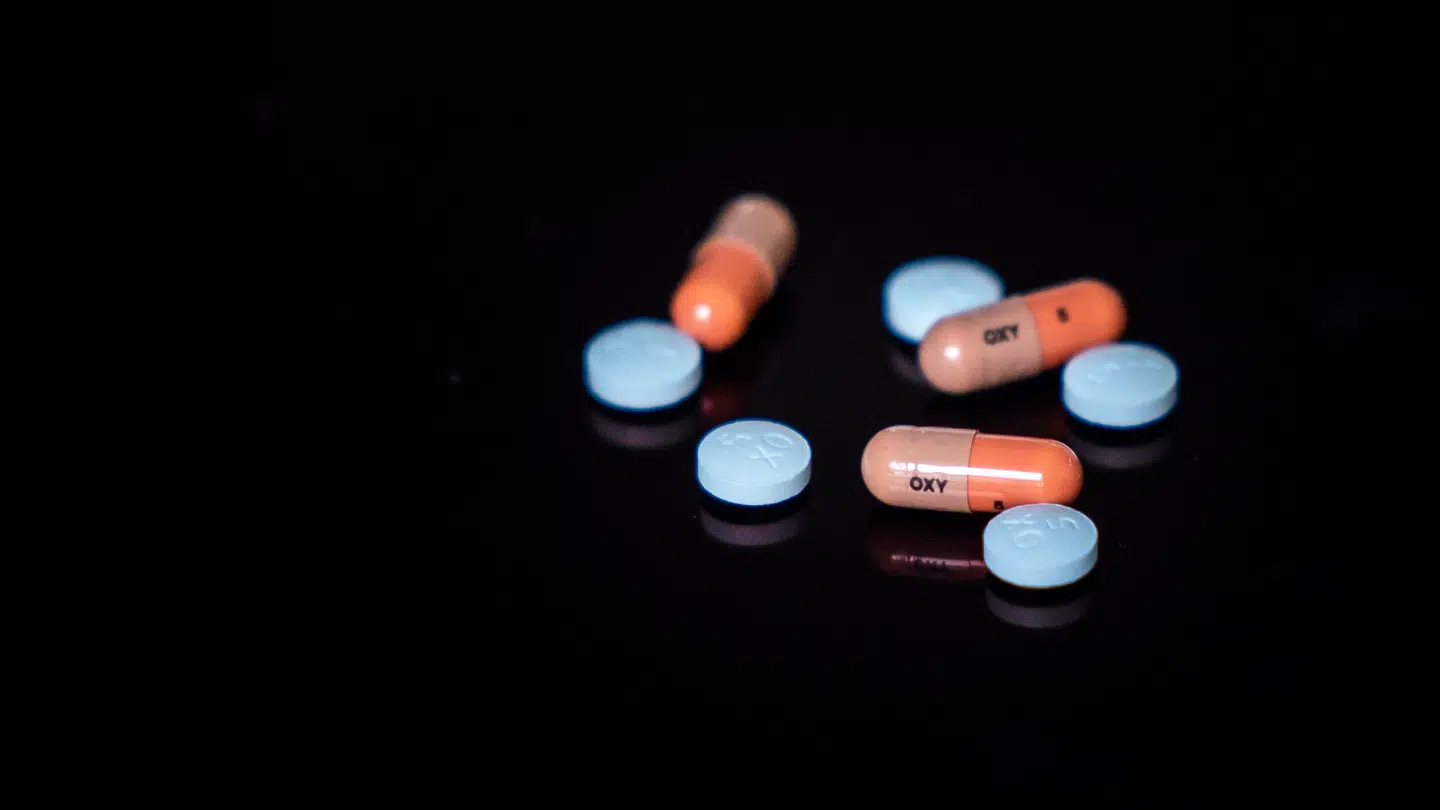 Kvinden gav sin søn stærk medicin.