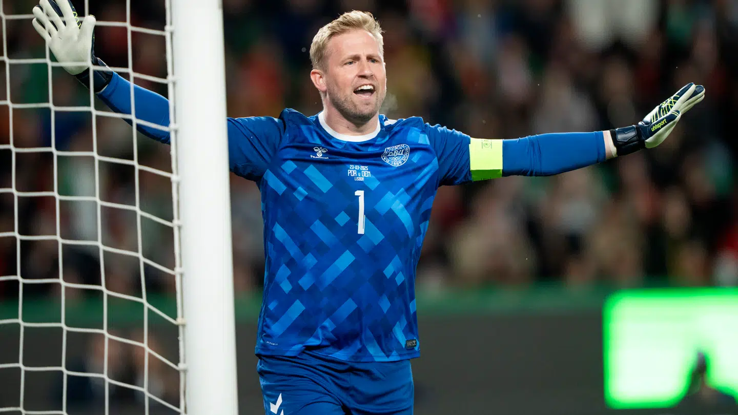 Kasper Schmeichel under en landskamp mod Portugal sidste år.