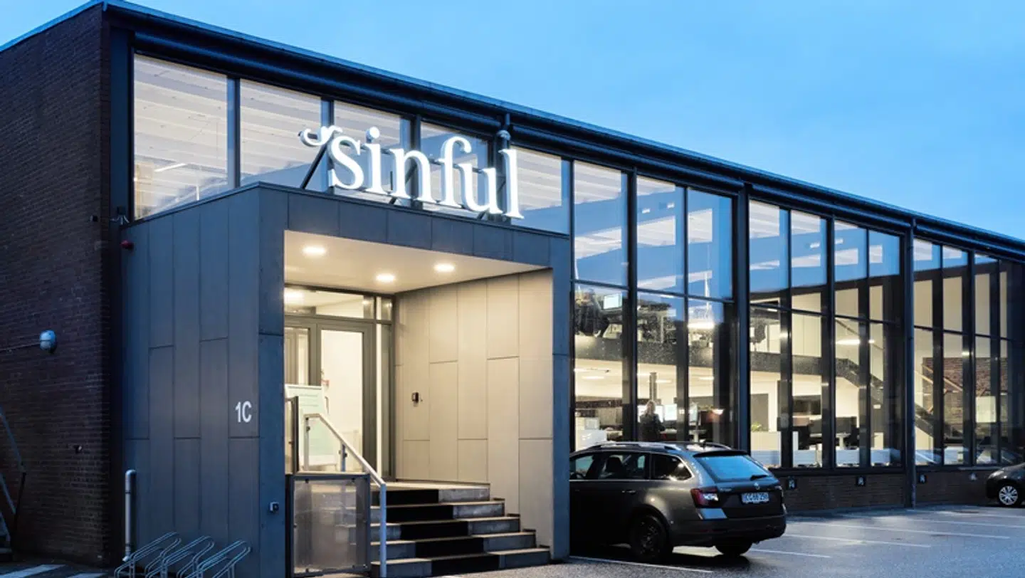 Sinful har hovedkontor i Aarhus-bydelen Højbjerg.