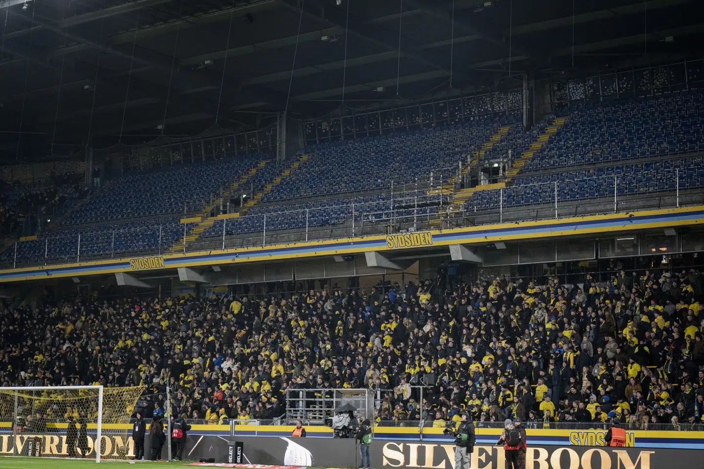Den øvre del af Sydsiden på Brøndby Stadion er før blevet lukket for tilskuere. (Arkivfoto).