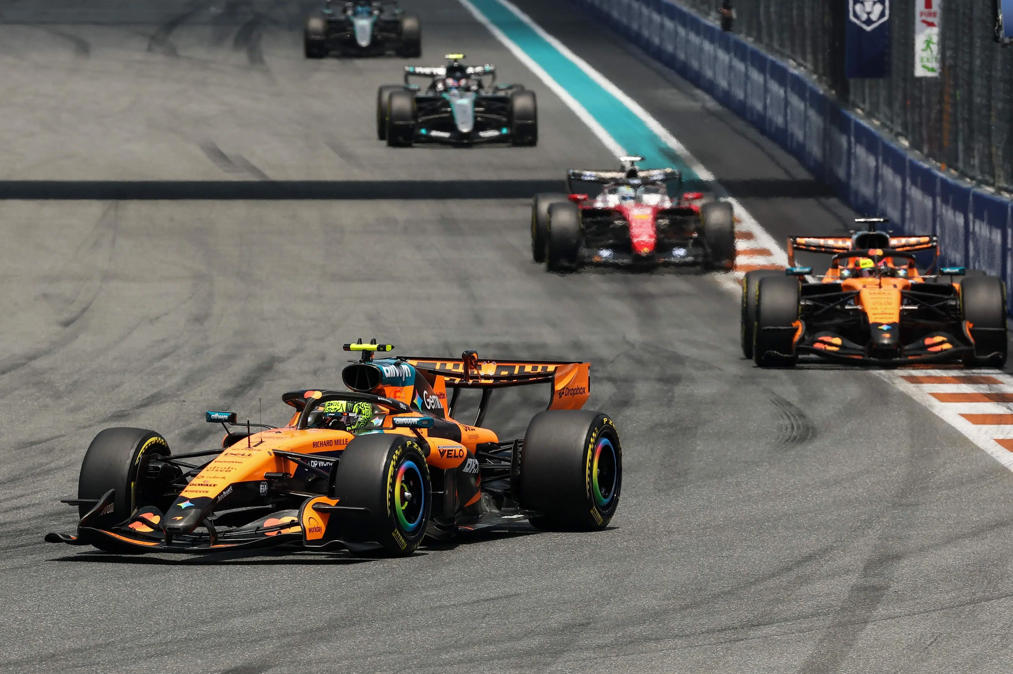McLaren tager revanche med dobbeltsejr i Miami
