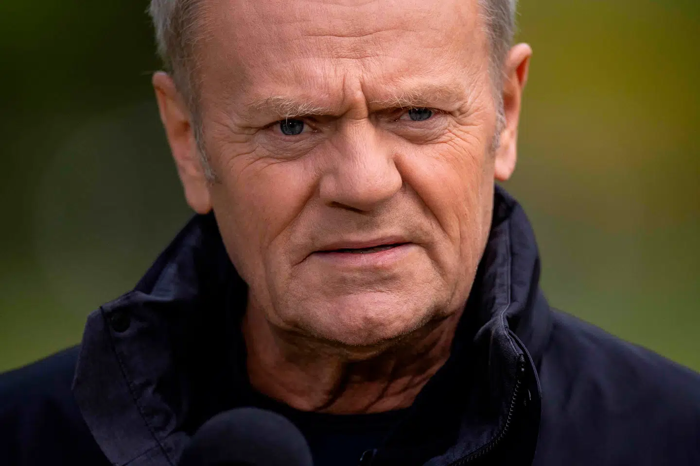 Polens premierminister, Donald Tusk, slår alarm.