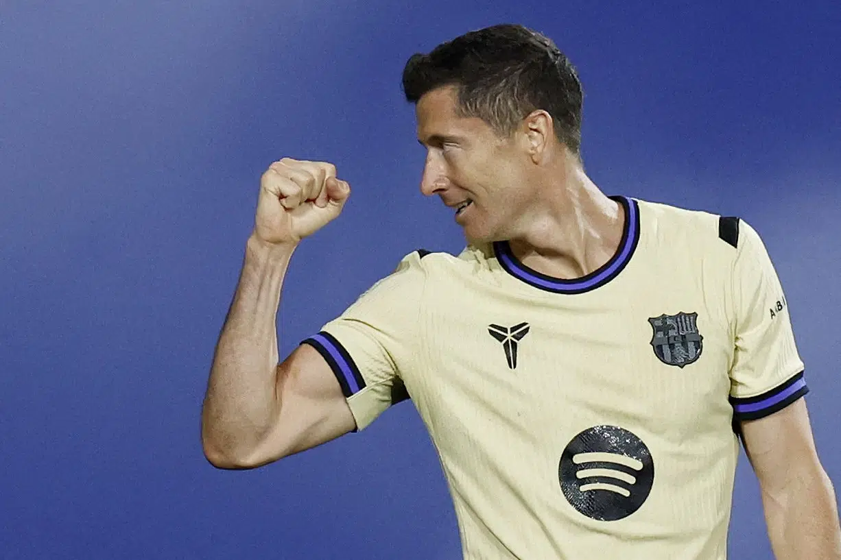 Lewandowski og Torres sørger for sen Barcelona-sejr