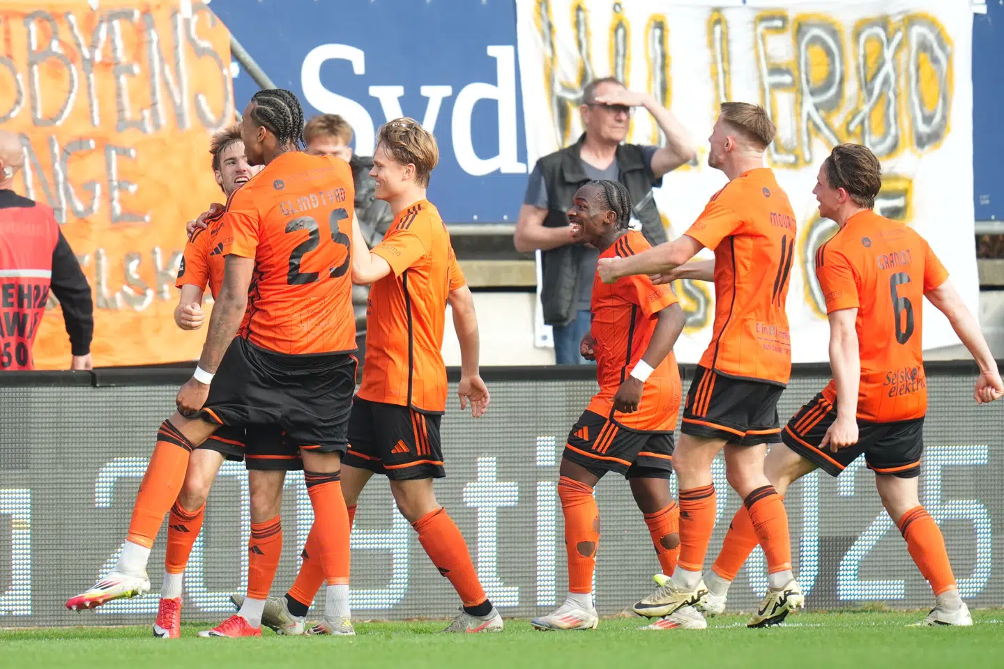 Hillerød bejler for alvor til oprykning efter sin sejr i Lyngby søndag.