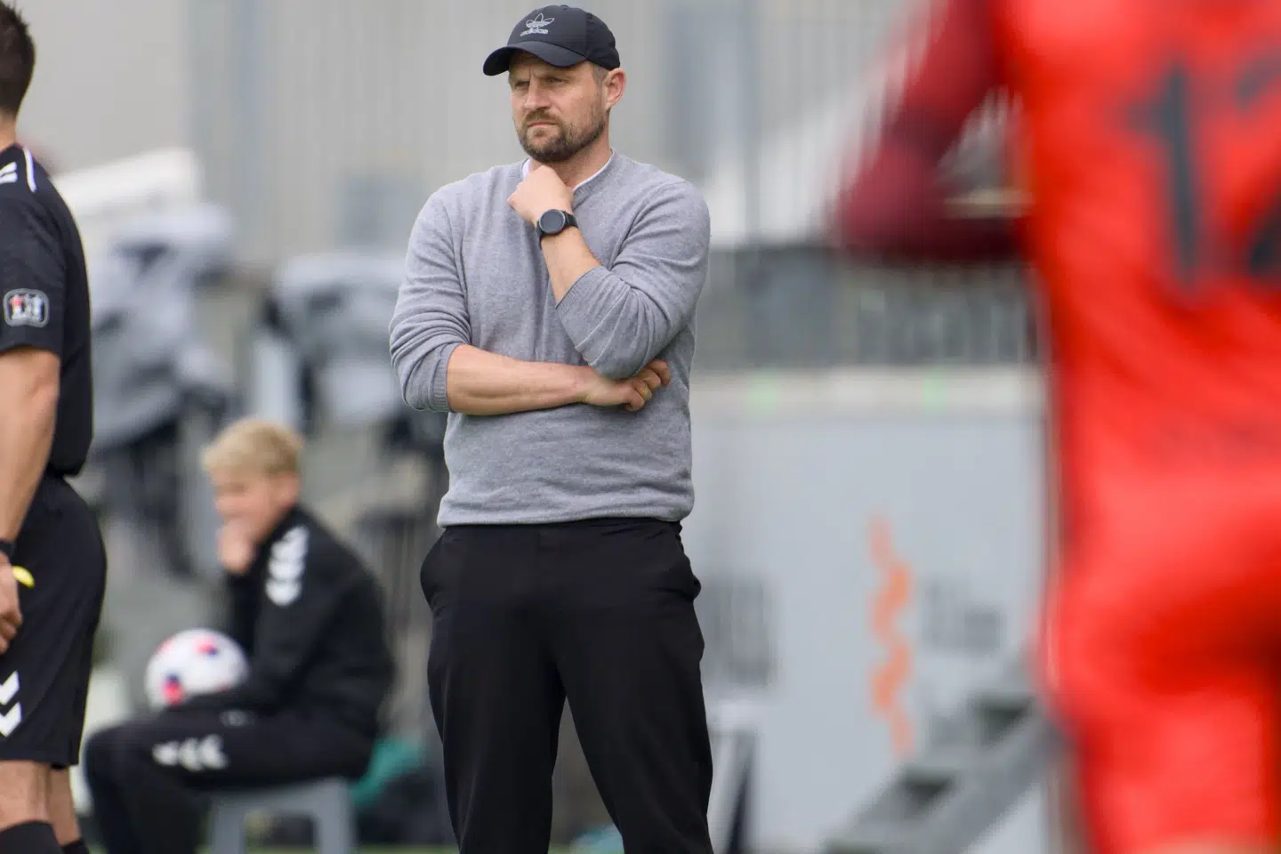 Cheftræner Bo Svensson savner bedre afstemning i forsvaret hos FC København, der søndag spillede 3-3 mod Fredericia.