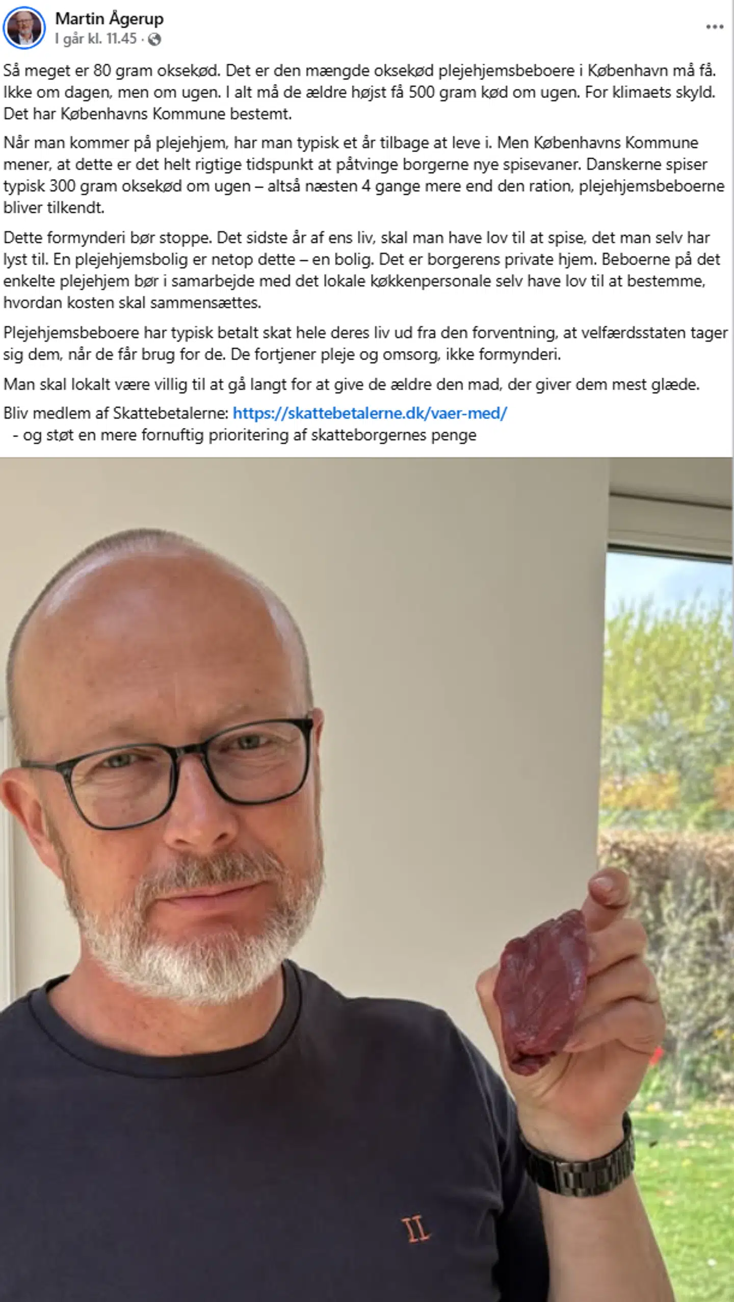 Martin Ågerups opslag har i skrivende stund fået tæt på 6.000 likes på Facebook og mere end 10.000 på X. Både danskere og folk fra udlandet blander sig i debatten på de sociale medier.