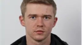 22-årige Jonas er ikke set i langt over et døgn: Politiet frigiver nye billeder