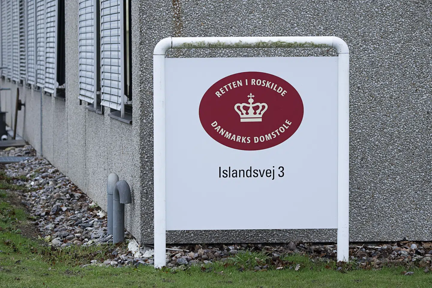 Retten i Roskilde har mandag afsagt dom mod tre mænd i en sag om grov frihedsberøvelse. (Arkivfoto).