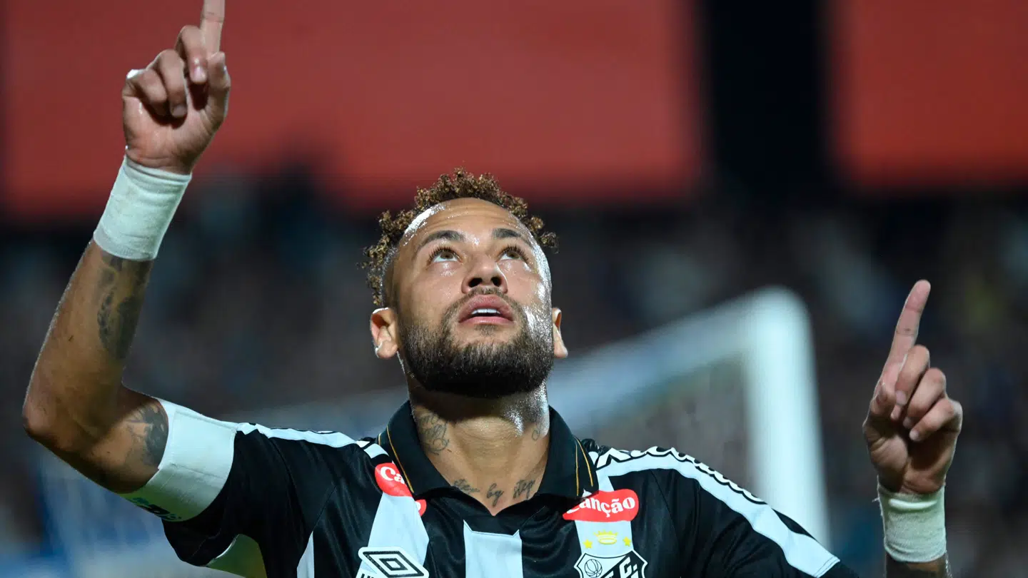 Neymar fik slukket noget af ildebranden, da han scorede mod Deportivo Recoleta i Copa Sudamericana tirsdag.