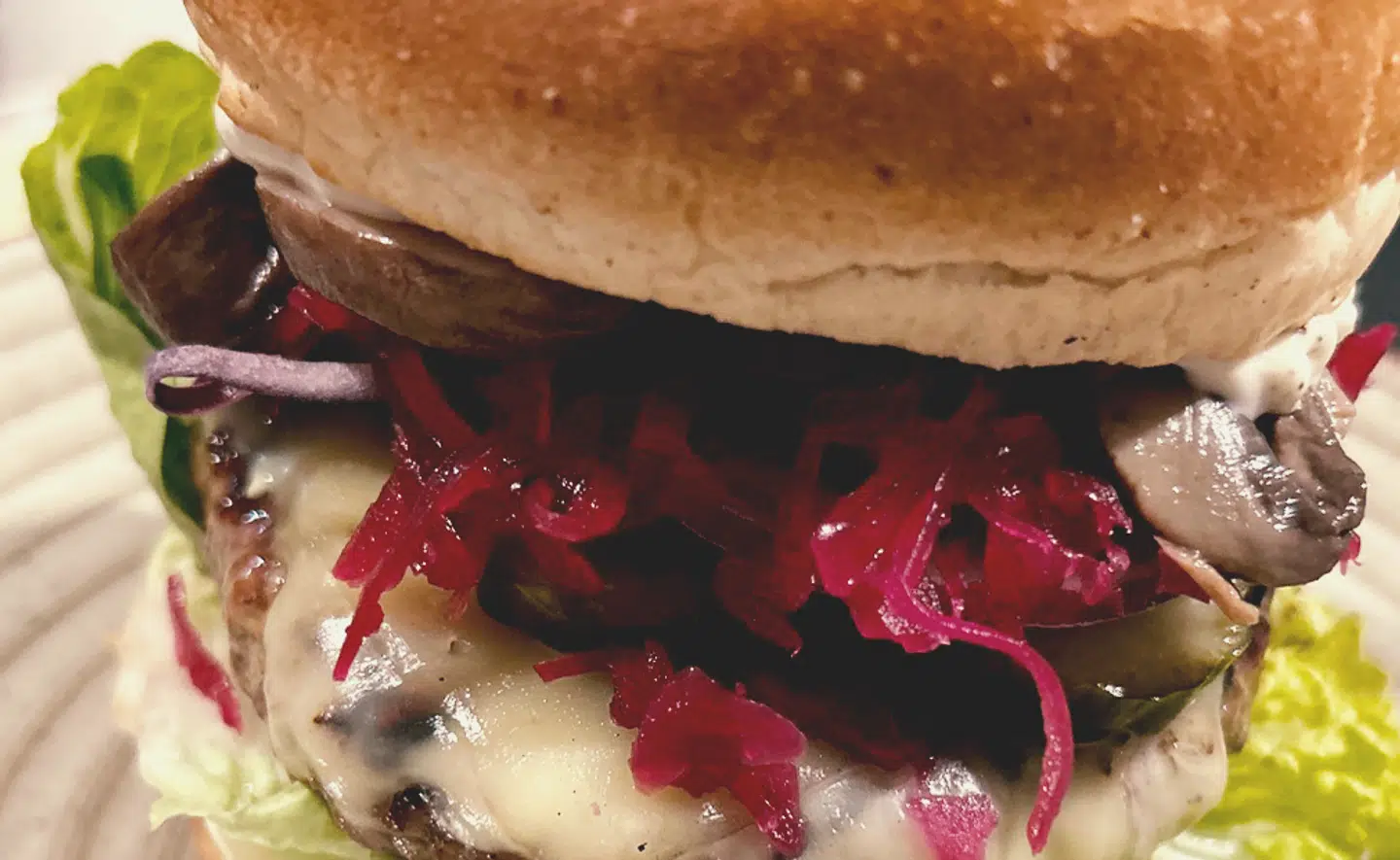 B.T.s anmelder har været i Gl. Holte og smage på et overvældende burgertårn.