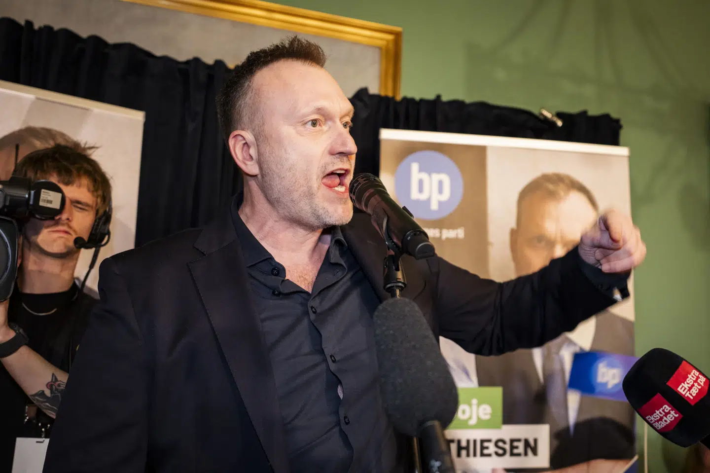 Det var en begejstret Lars Boje Mathiesen, der troppede op til valgfest på Christiansborg til folketingsvalget. Her kom partiet ind med fire mandater. (Arkivfoto).