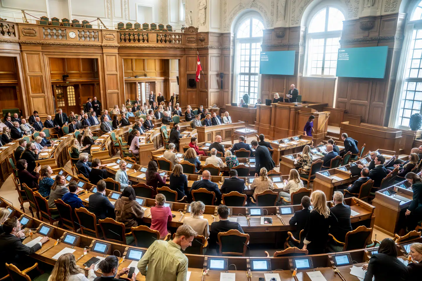 Forhandlingerne om en ny regering har nu stået på siden valget 24. marts.