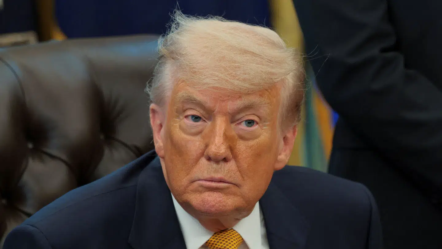 USAs præsident, Donald Trump, satte ifølge NBC News 'Project Freedom' på pause efter pres fra Saudi-Arabien.