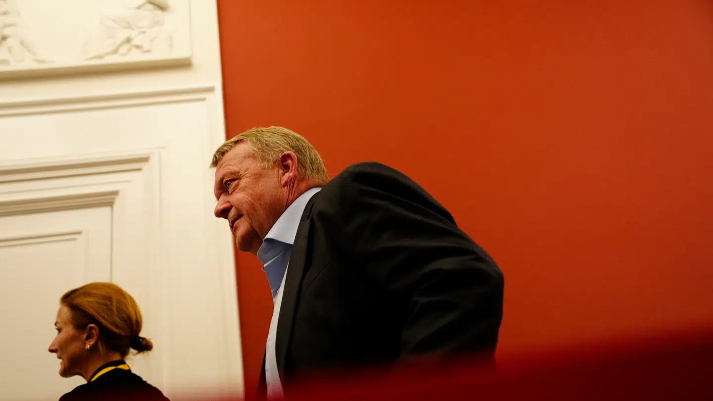 Moderaternes formand Lars Løkke Rasmussen ankommer til mødet med Konservative og Venstre på Christiansborg torsdag den 7. maj 2026.