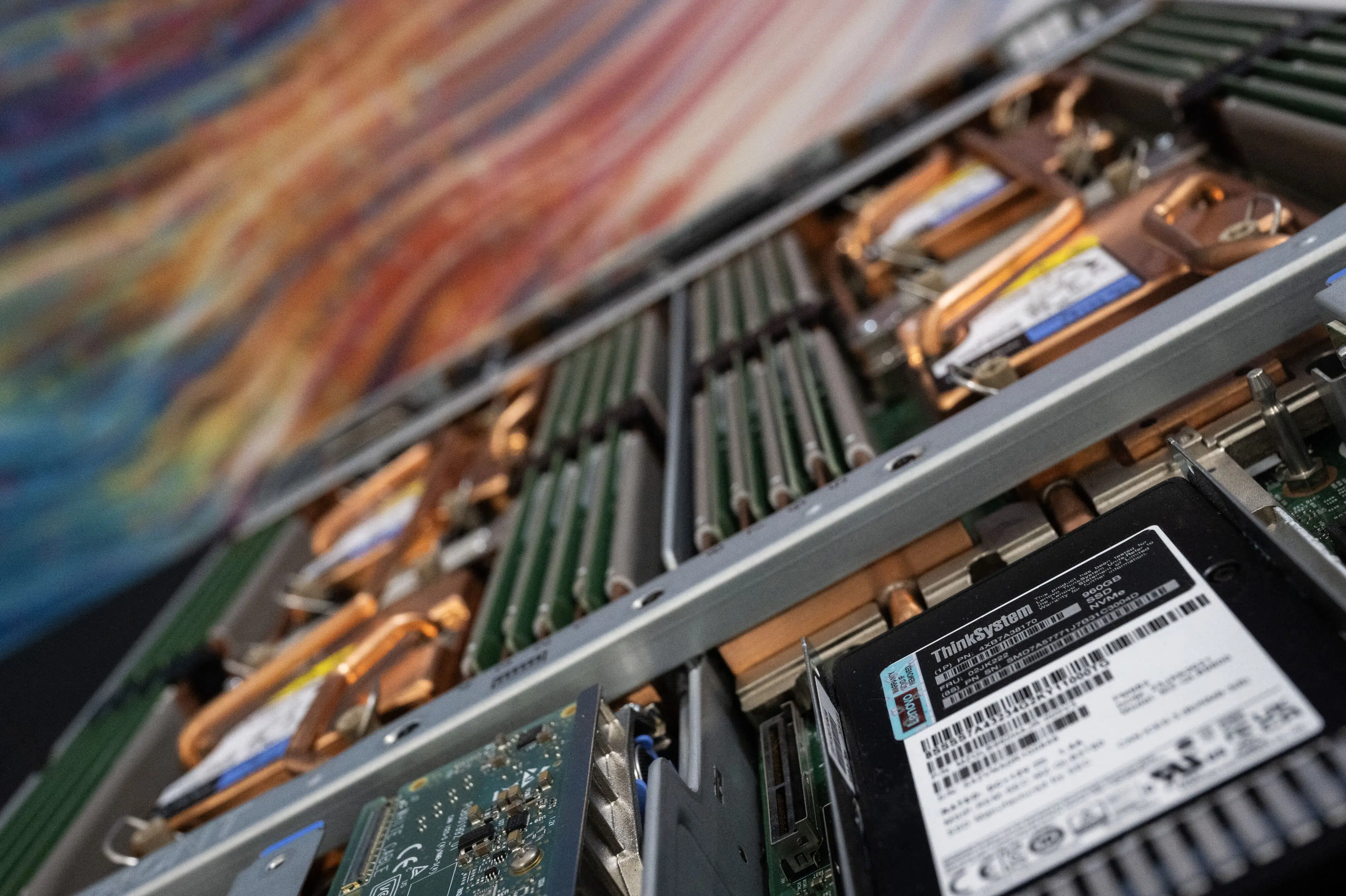 Virksomheder og forskere får nu adgang til dansk AI-supercomputer