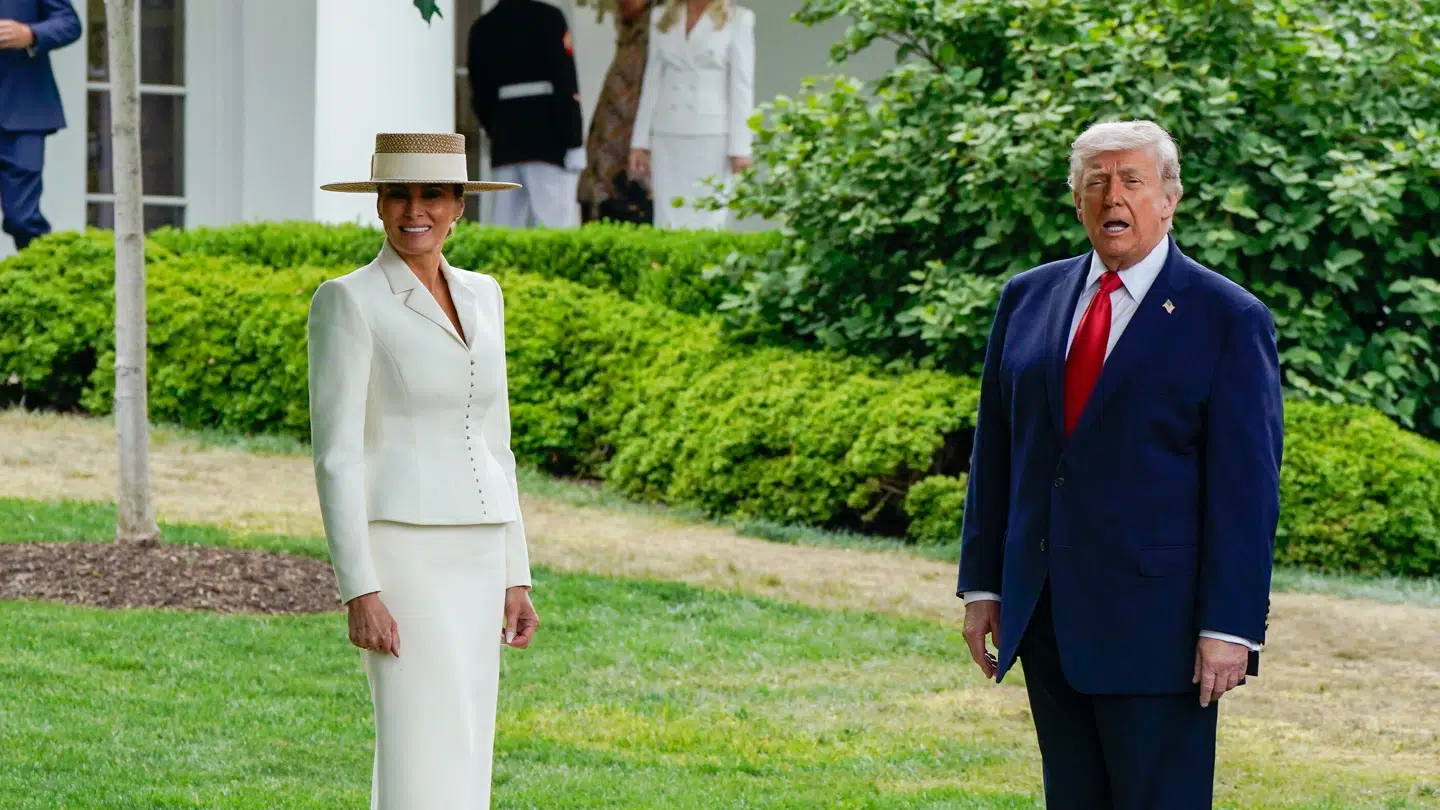 Hverken Melania eller hendes mand Donald Trump har endnu reageret på den heftige kritik.