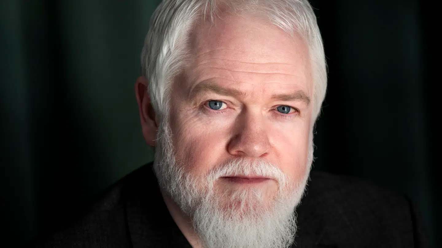 Skuespiller Esben Dalgaard fotograferet i 2024.