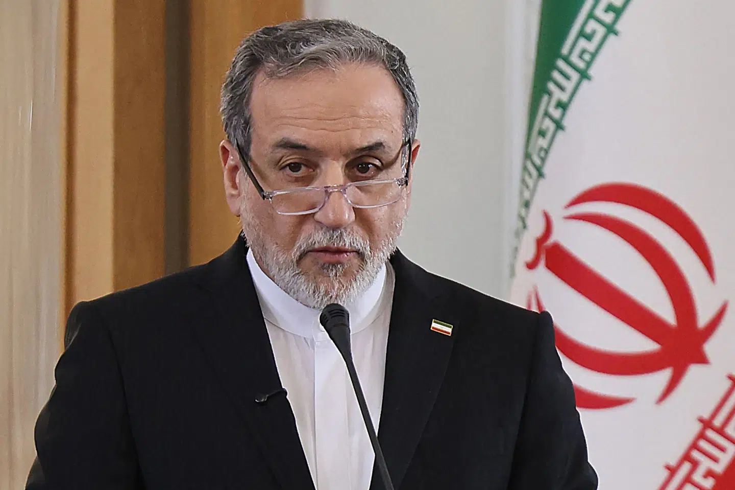 Irans udenrigsminister, Abbas Araghchi, mener ifølge det iranske nyhedsbureau Isna ikke, at USA tager diplomatiets vej alvorligt. Det skriver AFP. (Arkivfoto).