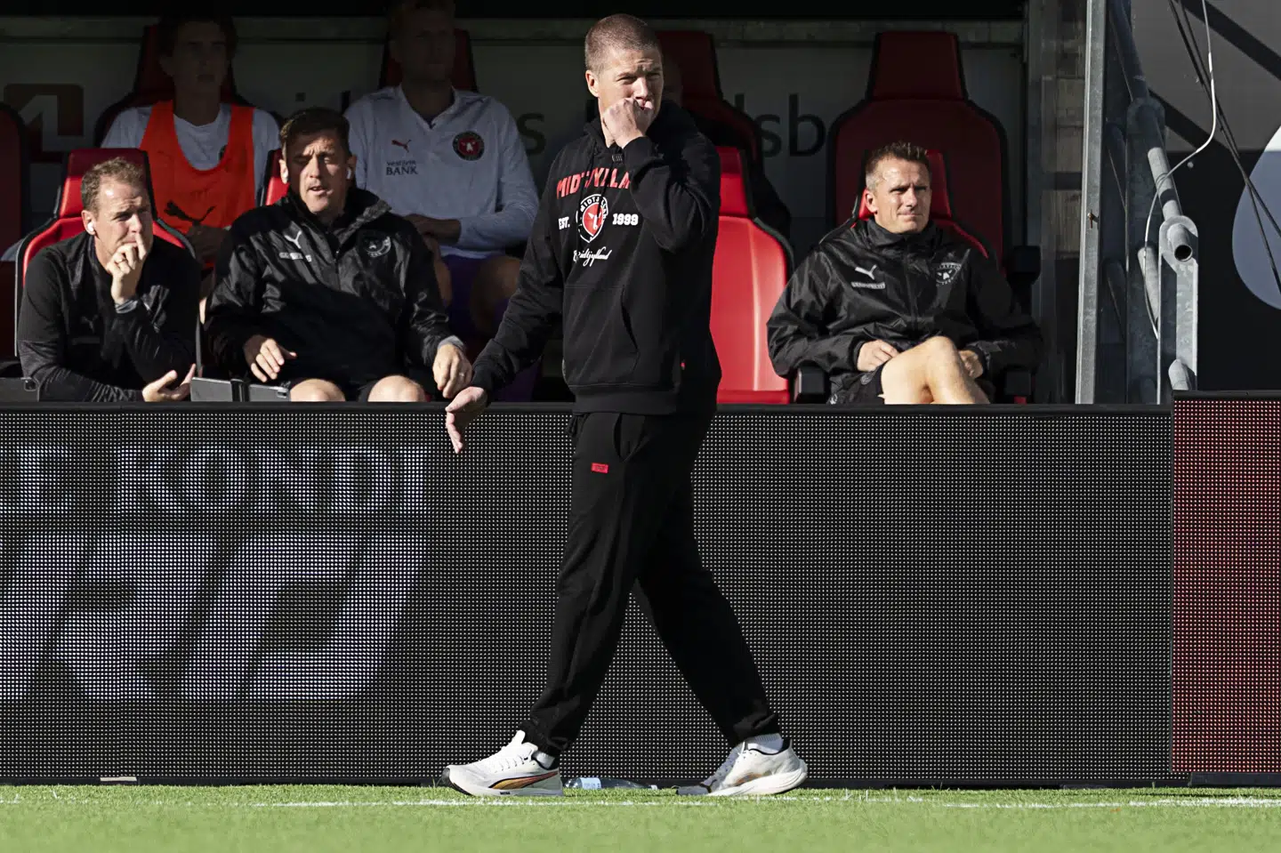 Mike Tullberg debuterede som FC Midtjylland-træner med et nederlag i Farum. Søndag skal han forsøge at føre holdet til den første udesejr mod FCN siden 2020. (Arkivfoto).