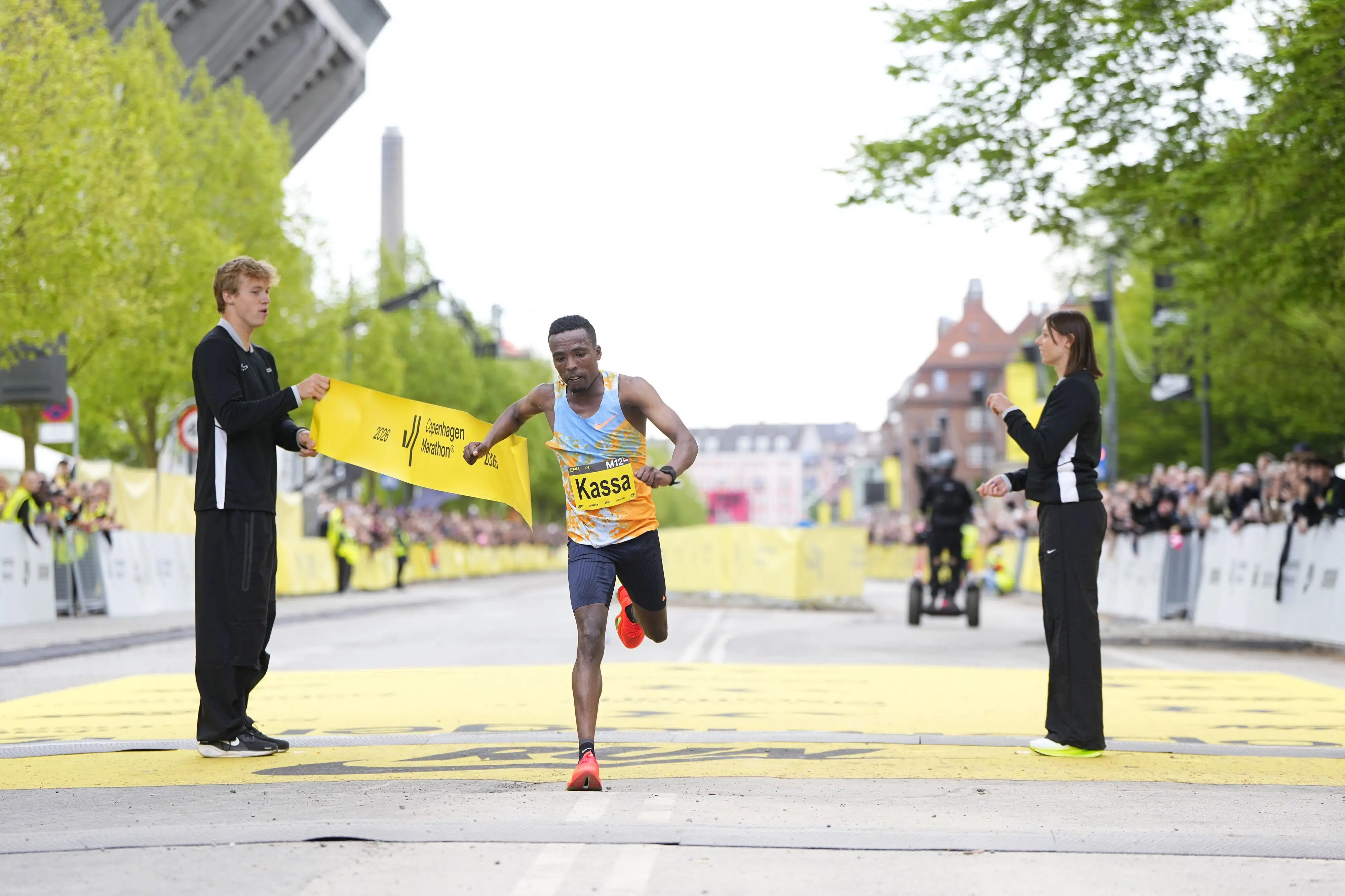 Etiopier triumferer i Copenhagen Marathon efter tæt duel