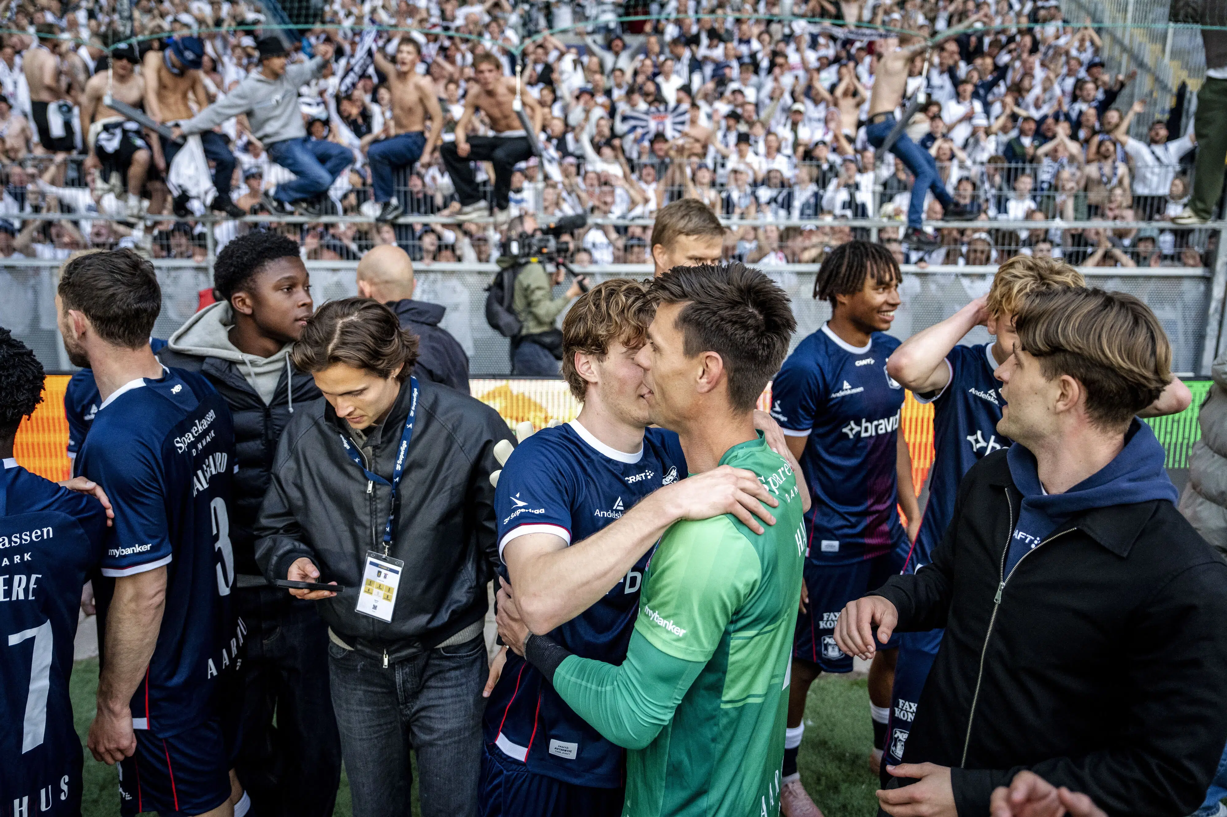 AGF-keeper rejste sig efter drop: Det blev blæst op