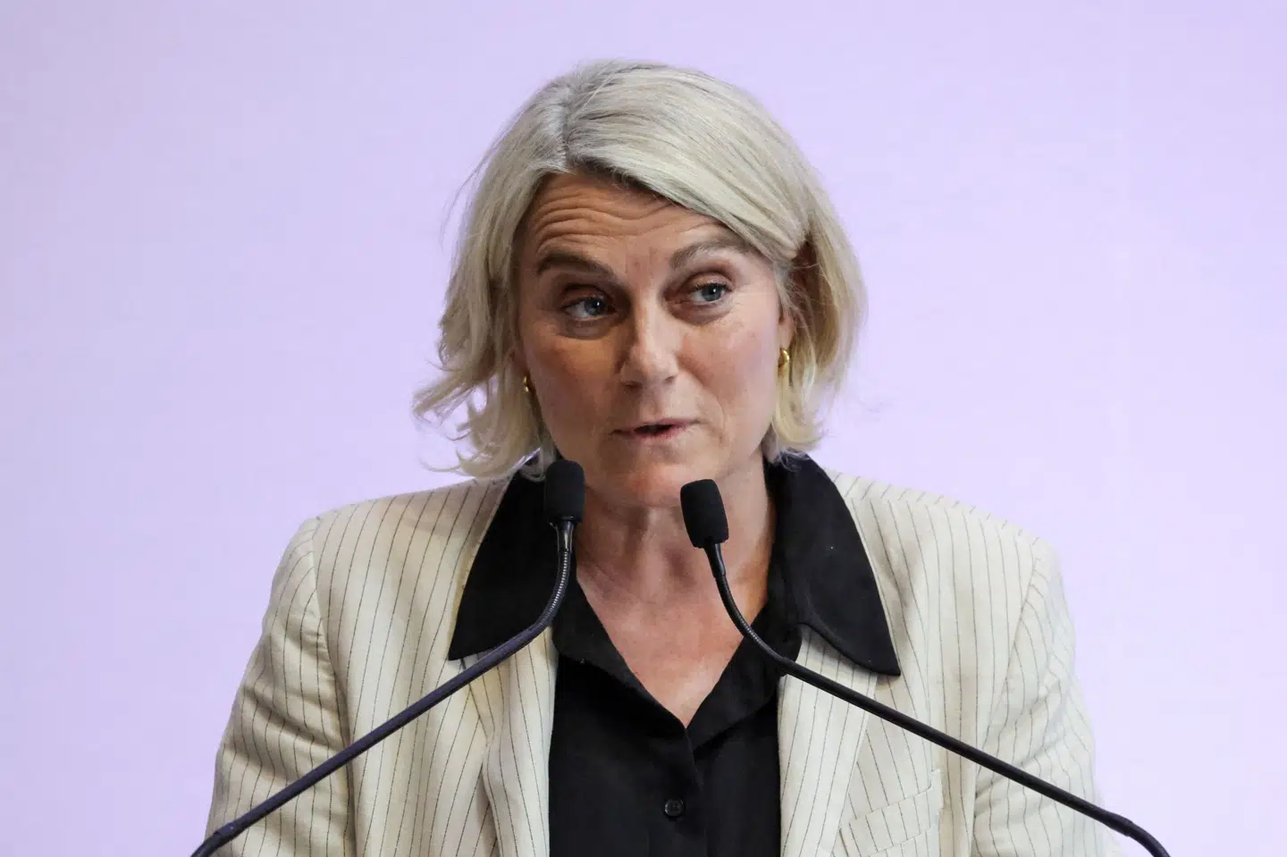 Frankrigs sundhedsminister, Stéphanie Rist, forsikrer om, at Frankrig er klar med mundbind og test, hvis der kommer et større udbrud af hantavirus. (Arkivfoto).