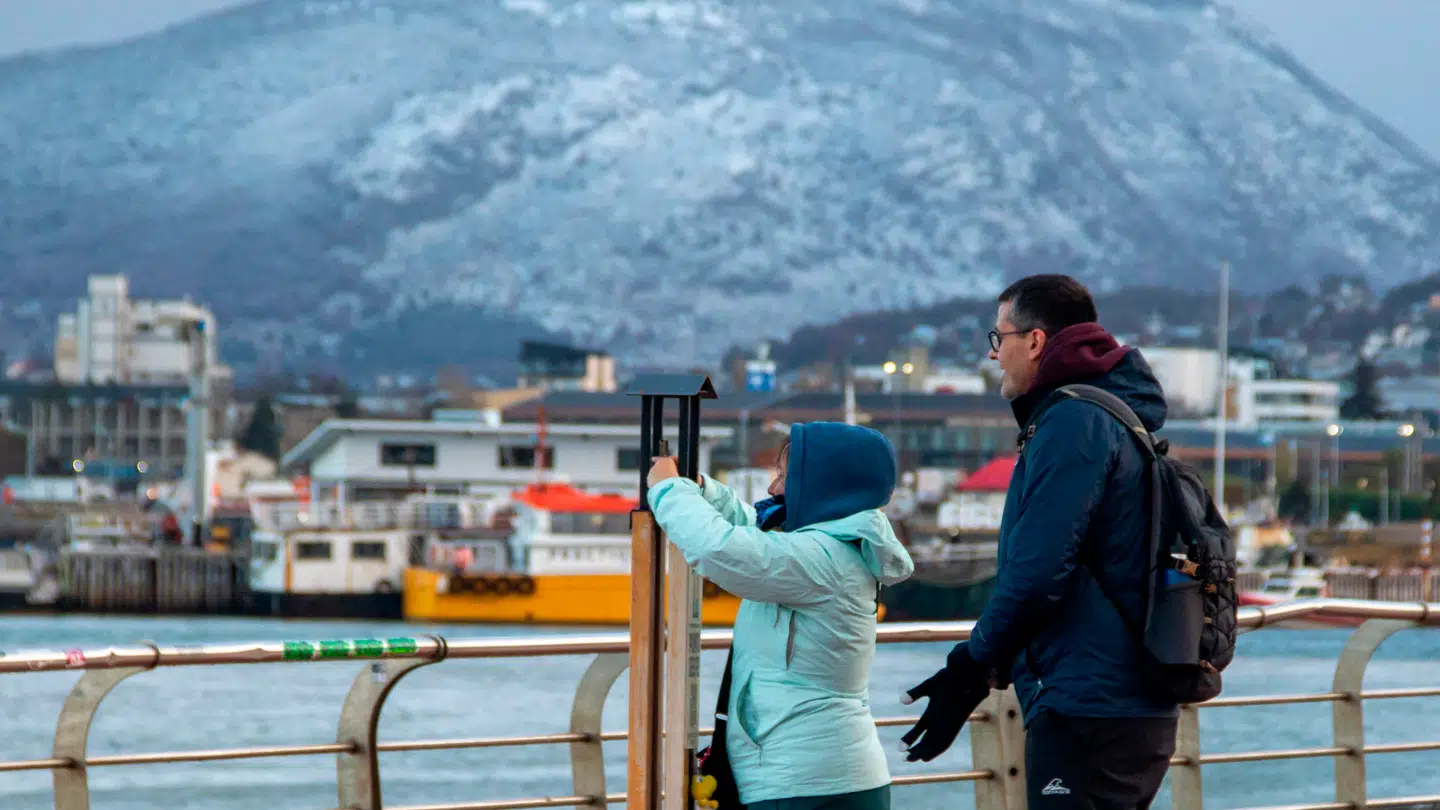 Ushuaia i Argentina (ses på billedet) bliver af argentinske myndigheder mistænkt for at være arnested for det udbrud af hantavirus, som i april har smittet flere på et krydstogtskib. Det er ikke bekræftet, og i lokalområdet tager man ikke godt imod mistanken.