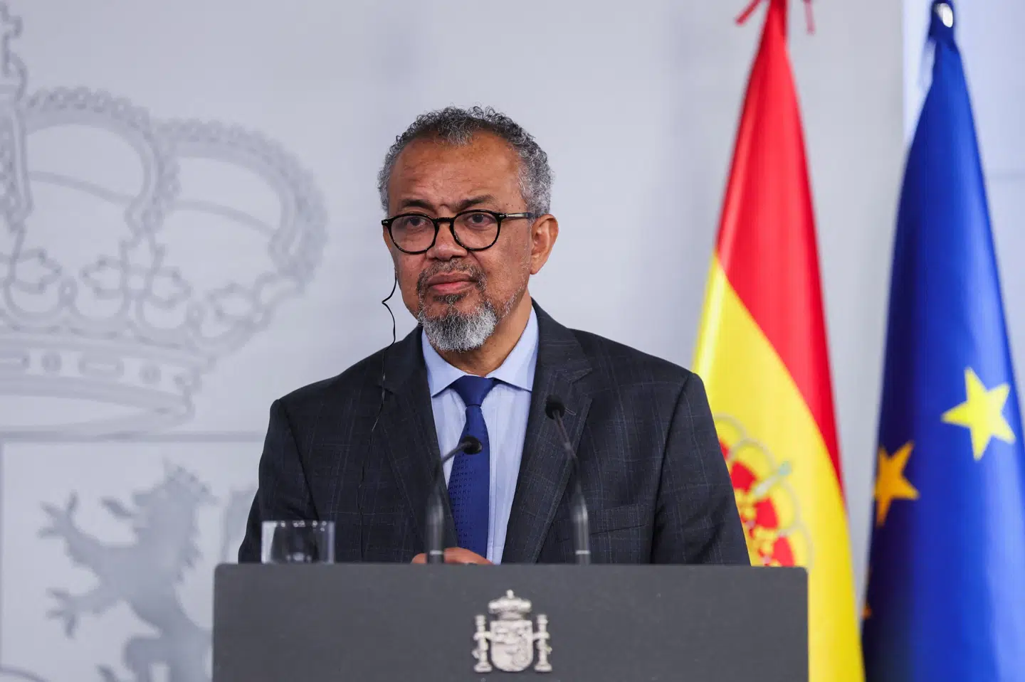 Generaldirektøren for Verdenssundhedsorganisationen WHO, Tedros Adhanom Ghebreyesus, ser "ingen tegn på" et større udbrud af hantavirus.