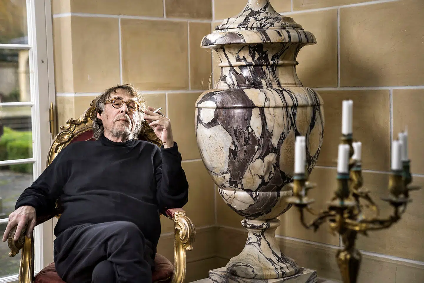 Basilikaen har han skabt ud fra en vision om, at hvis han nu var tvunget til at opholde sig her og kun her i hele sit liv, hvordan skulle det så bygges og indrettes.