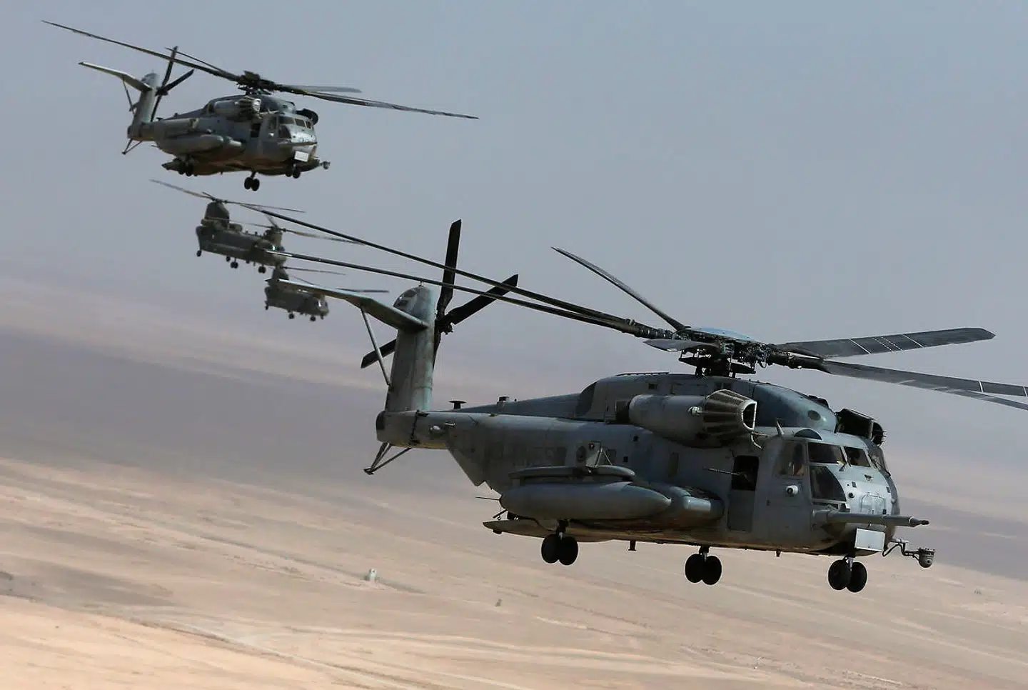 Amerikanske helikoptere over Camp Bastion i Helmand-provinsen 2014. Danske soldater har ifølge interne rapporter været vidner til mulige overgreb tilbage i september 2006, en måned før de internationale ISAF-styrker fik mandat til at operere overalt i Afghanistan.