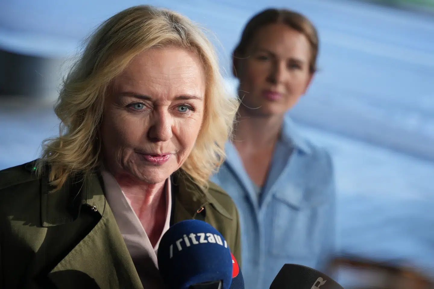 De Konservatives formand, Mona Juul, bevarer sin optimisme, selv om det ser meget svært ud med at kunne danne en borgerlig regering, så længe DF-formand Morten Messerschmidt har ét særligt krav.