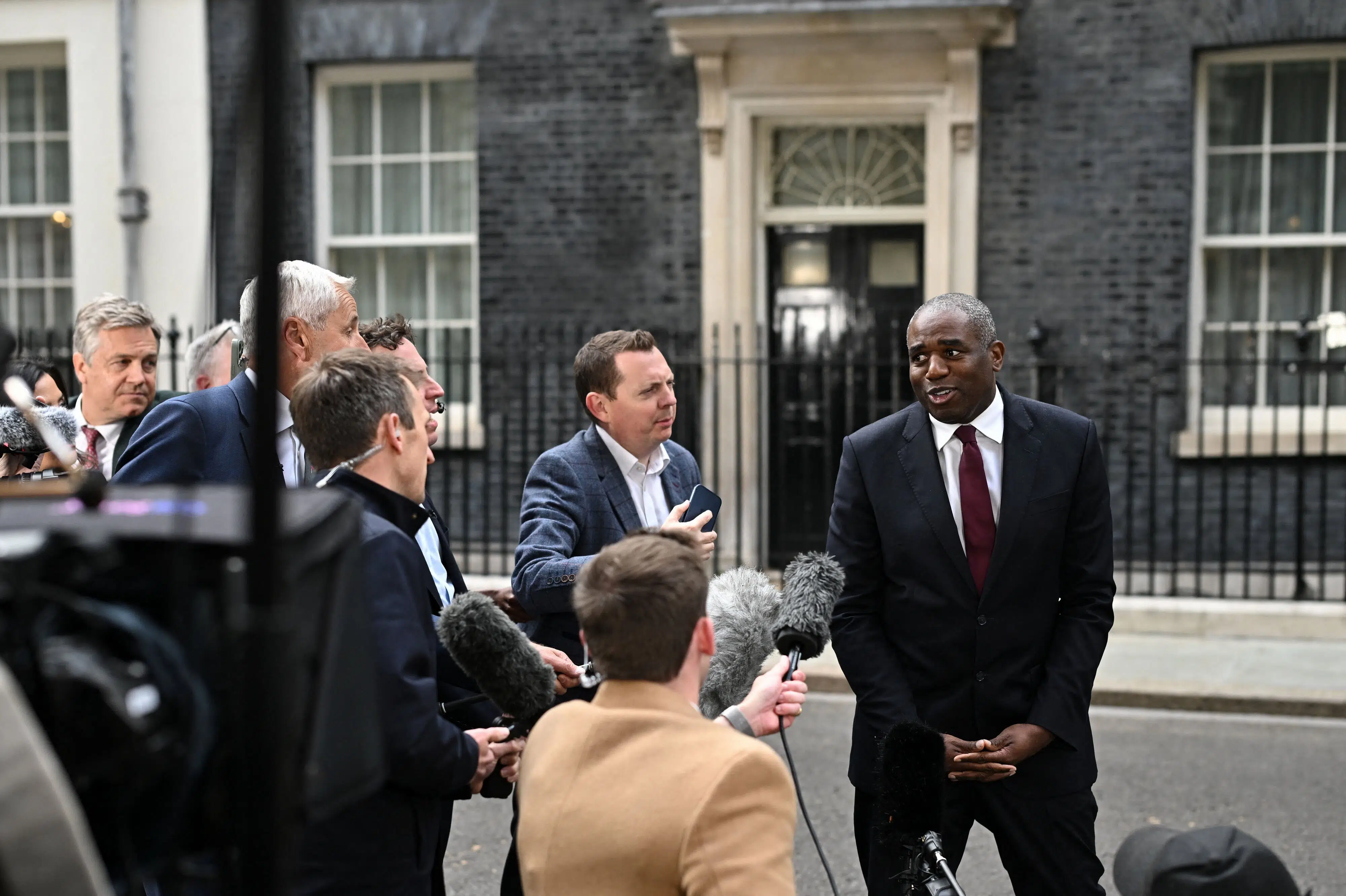 Lammy: Ingen har opbakning til at udfordre Keir Starmer