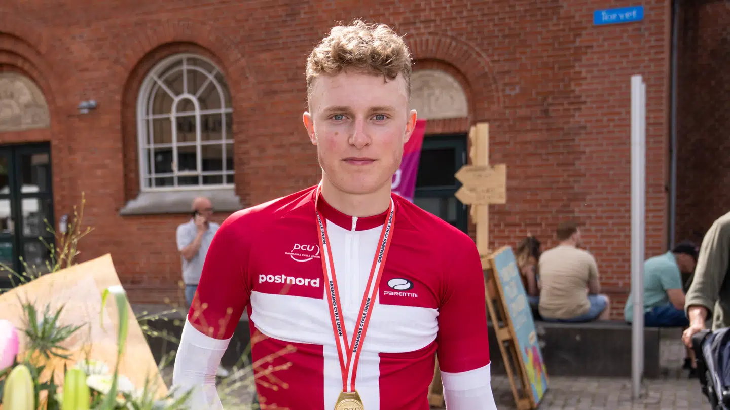 Albert Philipsen (til højre) har endnu sin første professionelle sejr til gode, men han har høstet masser af lovende resultater.