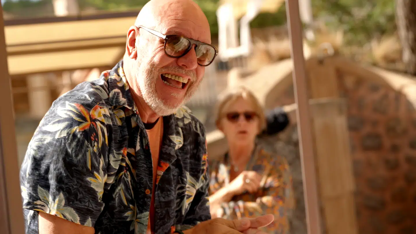 I 'Hotel romantik' har Palle ofte været lutter smil, selvom livet bestemt ikke har været let for den i dag 76-årige DR-deltager.