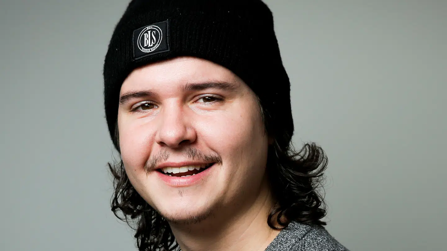 Lukas Graham høster roser fra en uventet kant.