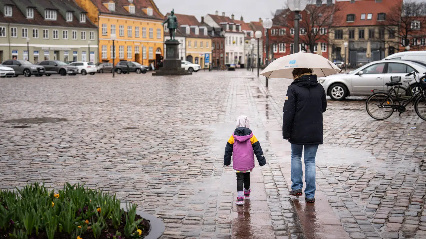 Regnvejret rammer også torsdag. Og ét sted ekstra kraftigt.