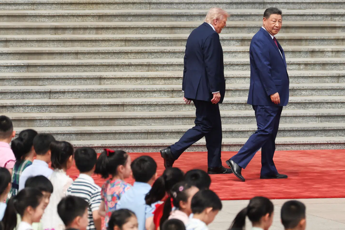 Her ses den amerikanske præsident, Donald Trump, og den kinesiske præsident, Xi Jinping, under deres møde natten til torsdag dansk tid.