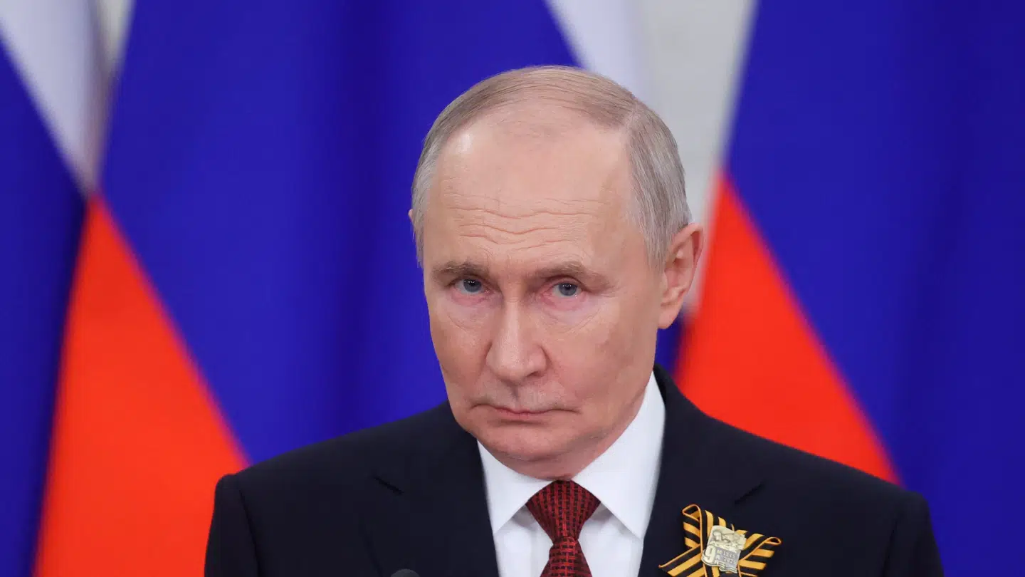 Her ses den russiske præsident, Vladimir Putin, under et møde i Kreml i Moskva den 9. maj.