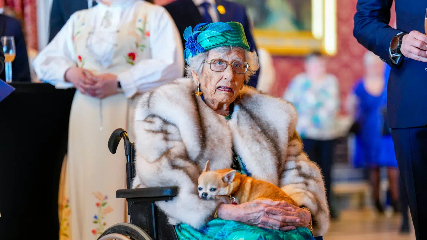 På trods af sine 94 år, så har Prinsesse Astrid stadig en aktiv rolle i det norske kongehus.